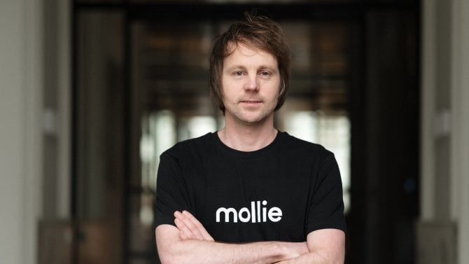 Koen Köppen, Mollie