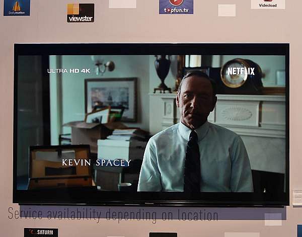 On-line videopůjčovna Netflix, která možná vstoupí i k nám si udělala velké jméno seriálem House of Cards ve 4K (Panasonic). Takovéhoto obsahu ale zatím moc není.