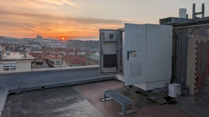 5G vysílač T-Mobile v centru Prahy