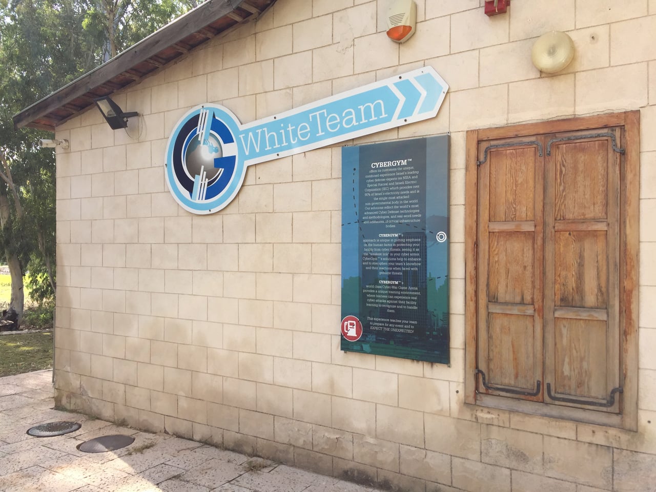 Výcvikové centrum CyberGym poblíž Tel Avivu v Izraeli