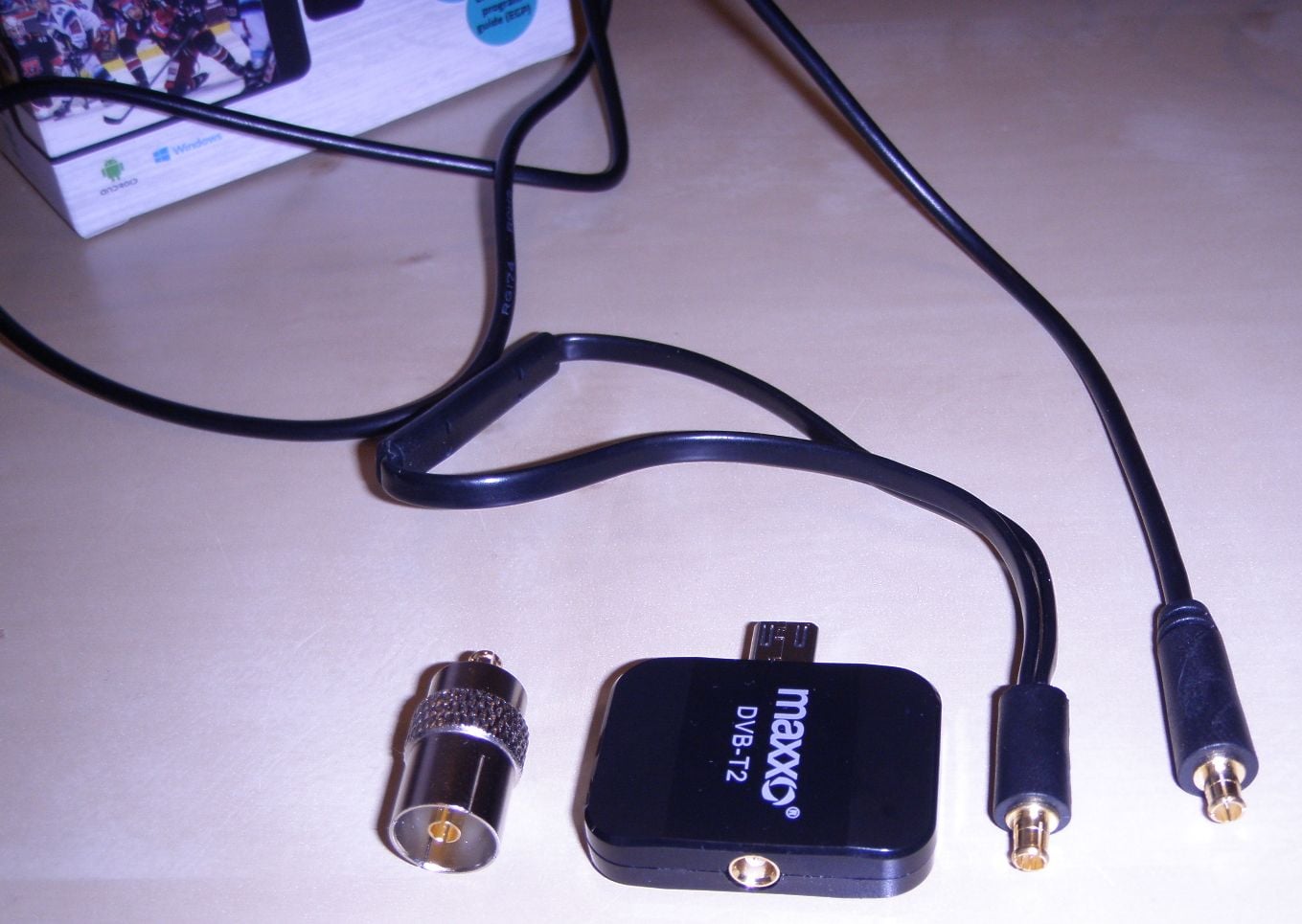 Maxxo T2 mobile - konektory