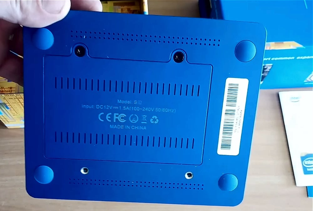 Nahlížíme do krabice