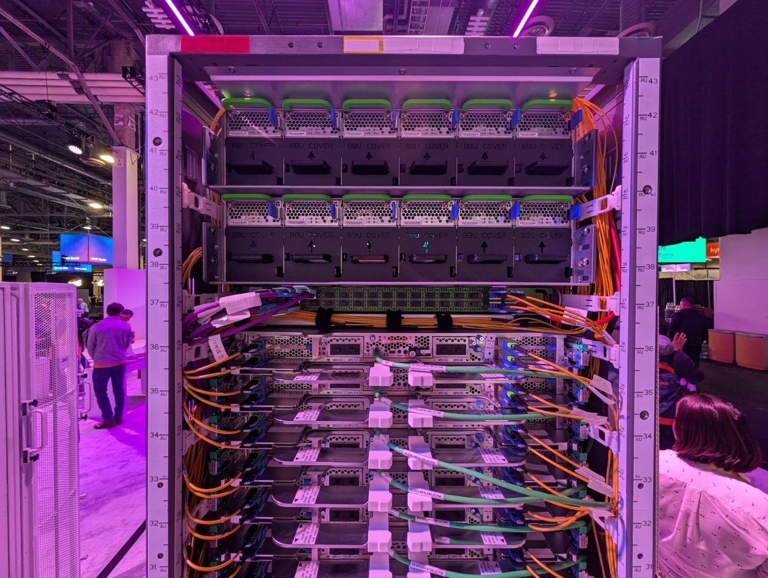 Amazon EC Trn UltraServer s AI čipy Trainium3