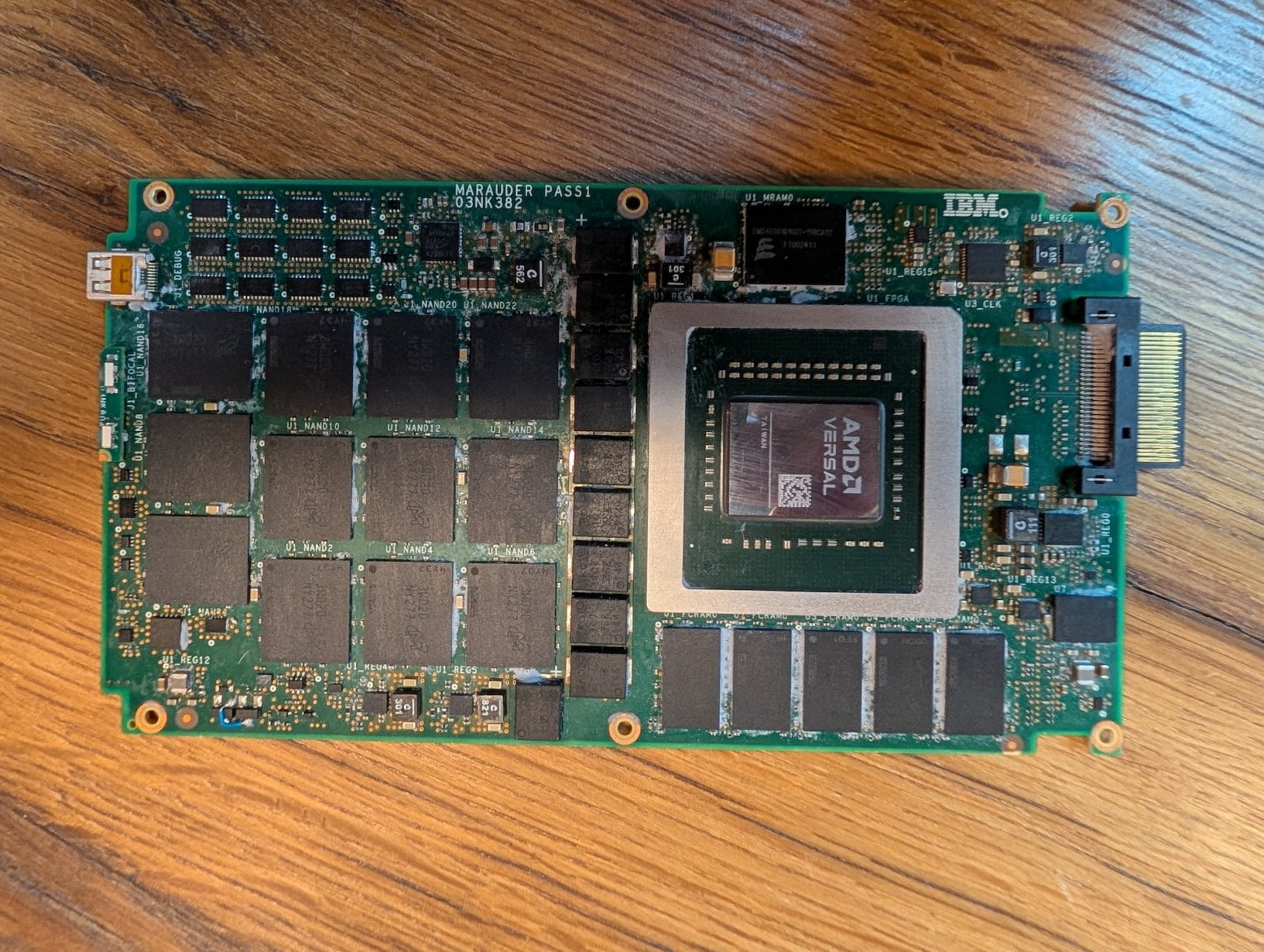 Datové úložiště IBM FlashCore