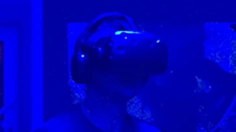 Mikroherní virtuální reality v Praze.
