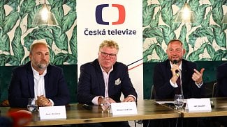 Vedení České televize: zleva šéf zpravodajství Petr Mrzena, programový ředitel Milan Fridrich a generální ředitel Jan Souček