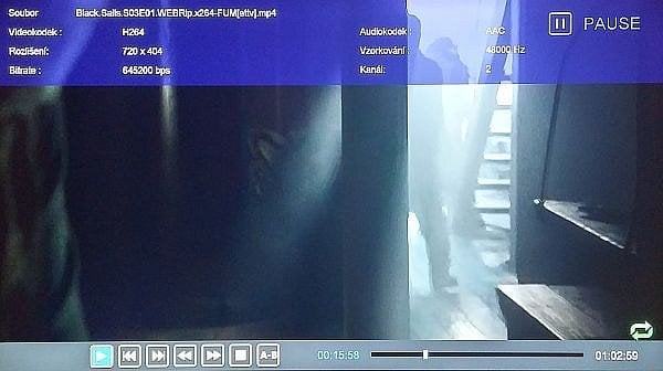 Pokud při přehrávání videa z USB paměti zmáčknete OK uvidíte perfektní informace o daném pořadu. Nicméně z tohoto náhledu nemůžete například externím titulkům nastavit zhola nic. To jde až po zmáčknutí tlačítka Subtitle.