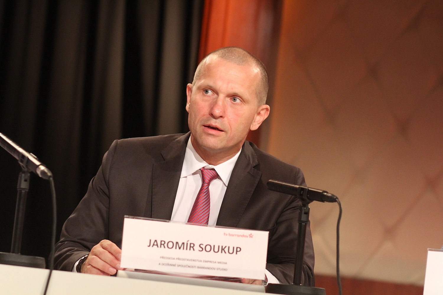První tisková konference TV Barrandova s Jaromírem Soukupem