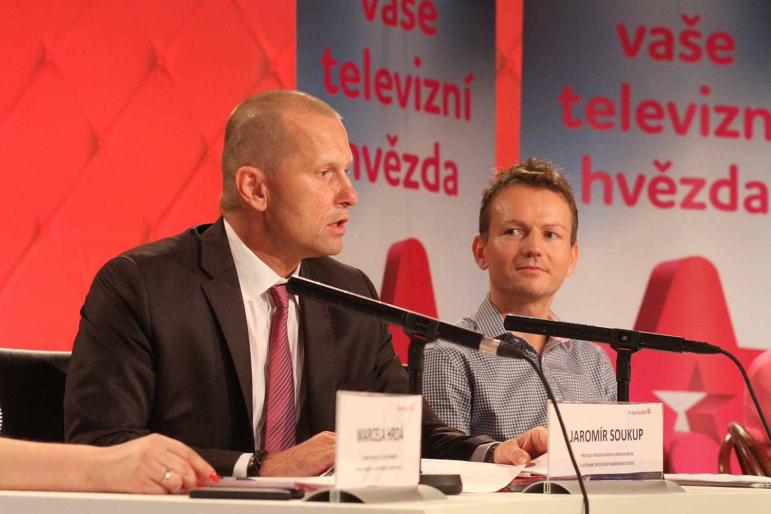 První tisková konference TV Barrandova s Jaromírem Soukupem