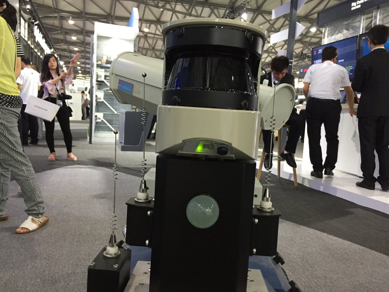 Robotický hlídač od Huawei