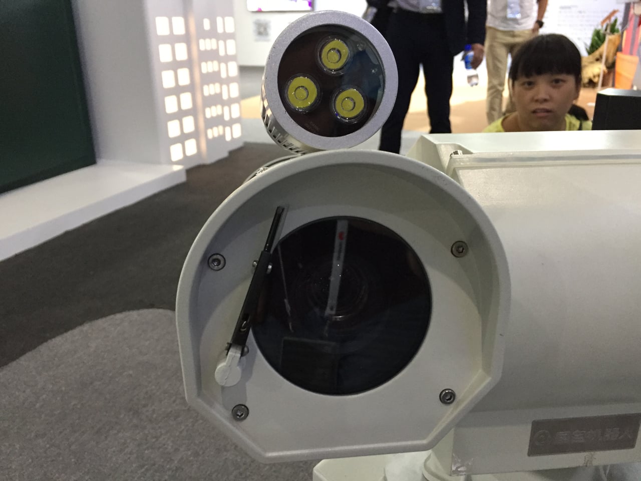 Robotický hlídač od Huawei