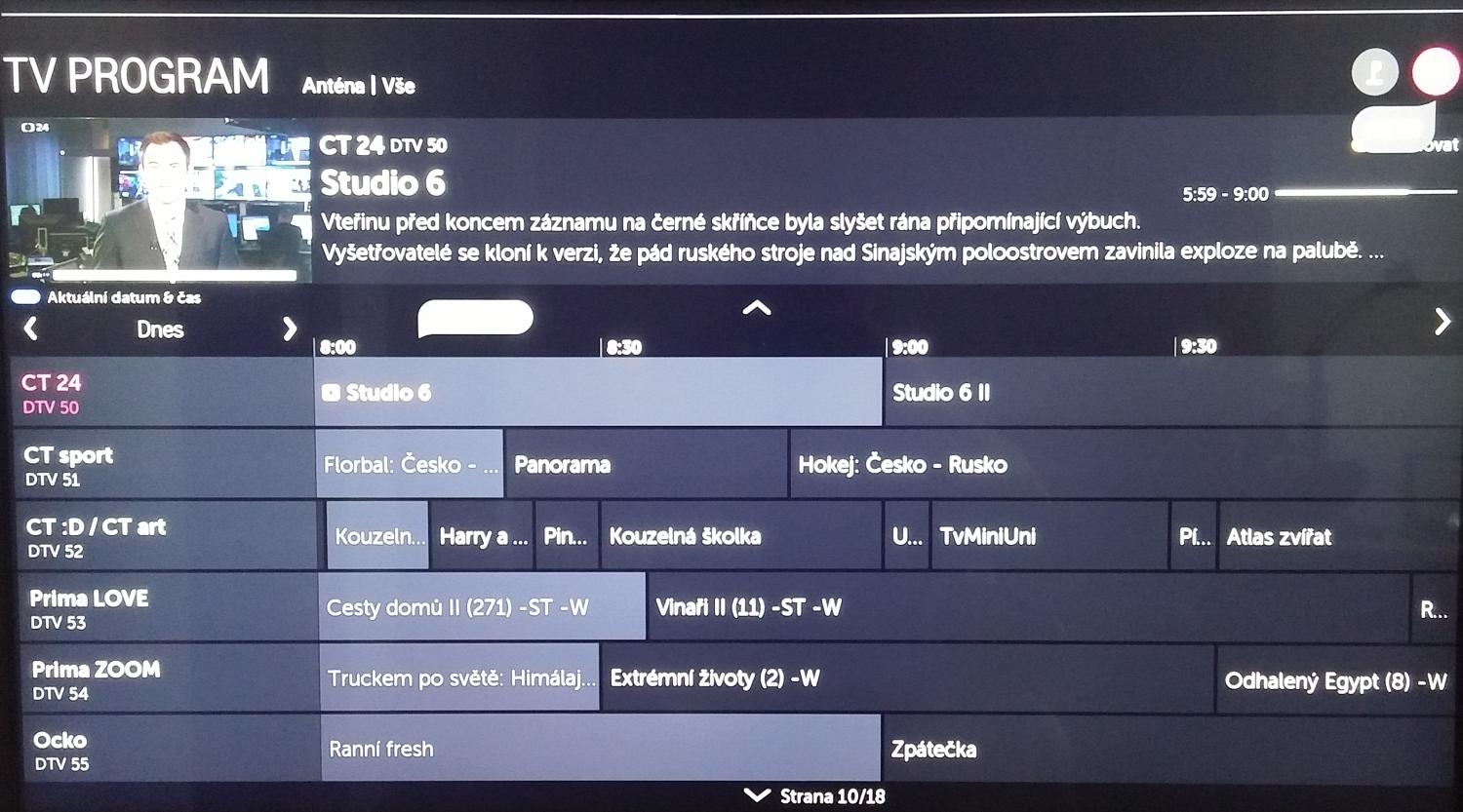 Obrazovka se hodně leskne a vyfotit jí je někdy docela problém.