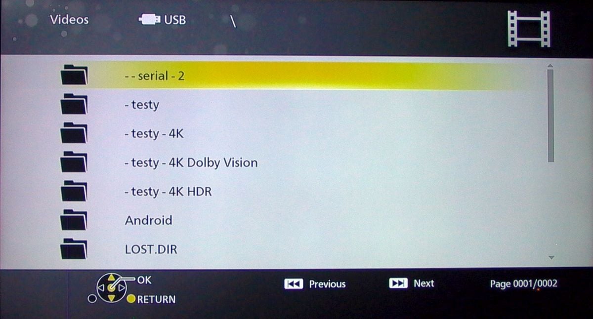 Panasonic DMP-UB700 – multimédia