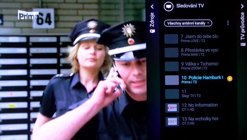 Seznam kanálů vyvoláte OK, do třídění vstoupíte přes „tři tečky“ v pravém horním rohu.