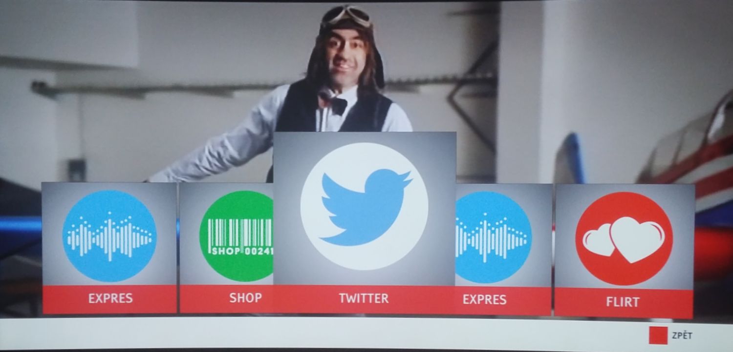 Červené tlačítko na stanici Óčko se tentokráte automaticky nezobrazovalo. Aplikace HbbTV však k dispozici byly.