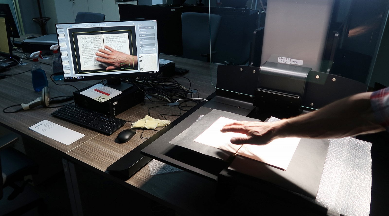 Náhled je opravdu "v reálném čase". Skener i2S eScan Open System.