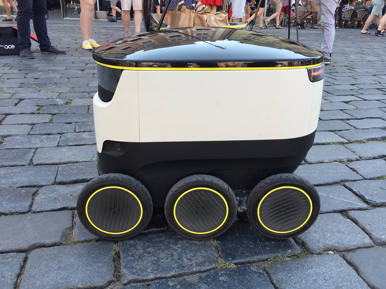Autonomní vozítka Starship Technologies v Praze