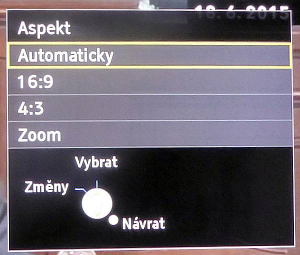 Poměry stran obrazu jsou vysloveně jednoduché. Volba Automaticky ale neznamená, že se vám bude přepínat mezi 4:3 a 16:9. Takhle už to dnes bohužel nefunguje…