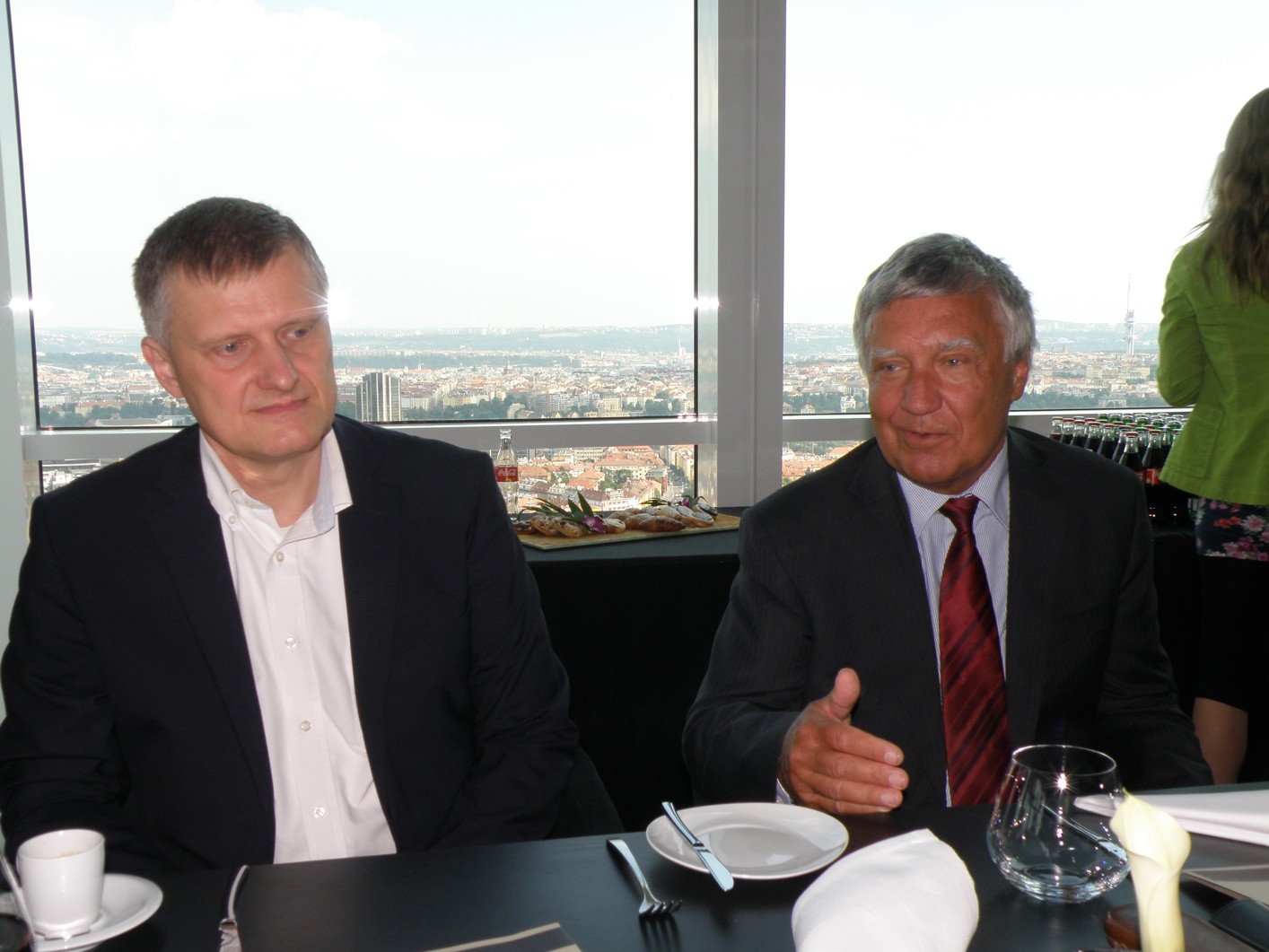 Konference se zástupci Českých Radiokomunikací a České televize