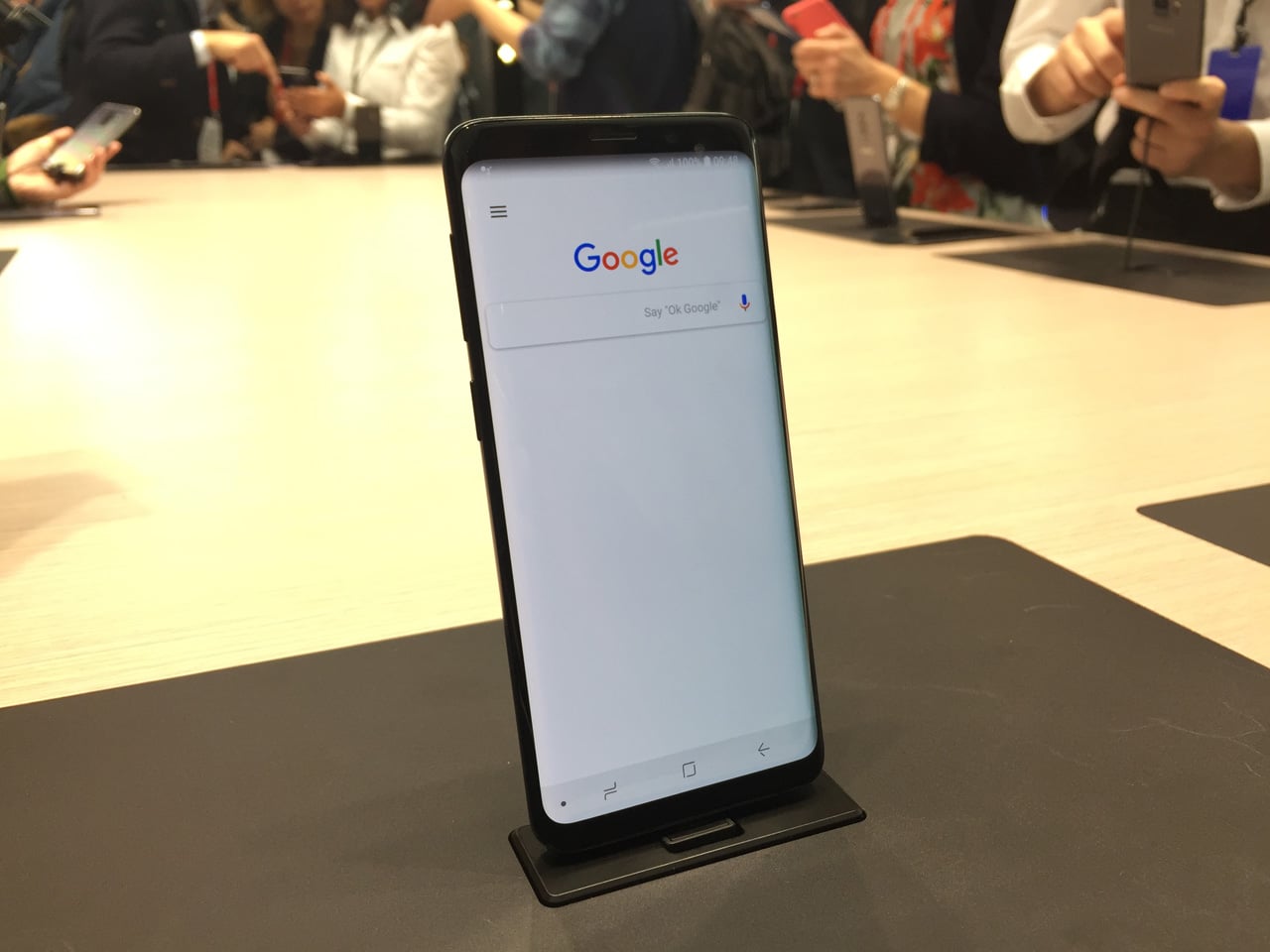 Nové telefony, tablety a notebooky z Mobile World Congress 2018