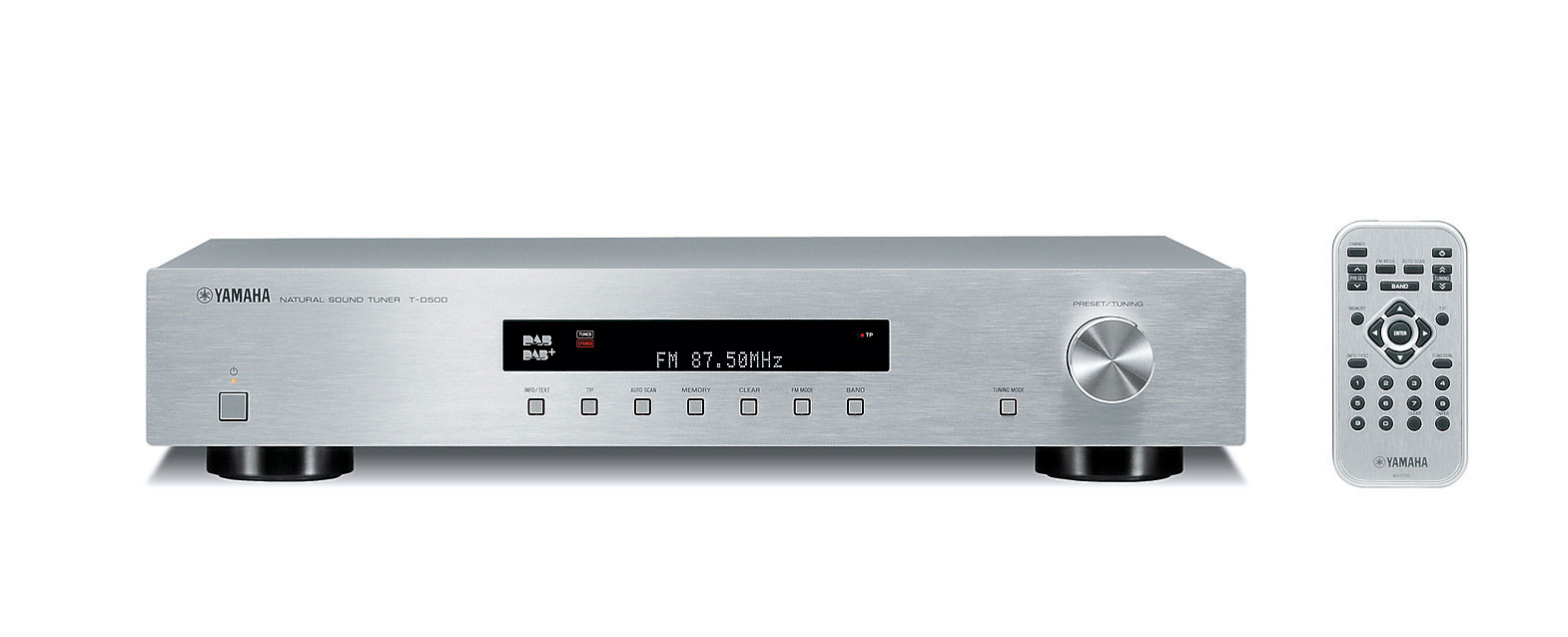 Autor textu má v hledáčku tuner Yamaha T-D500. "Tranzistorák", i když s upraveným vstupem pro anténu, není pro dálkový příjem úplně vhodným kanditátem.