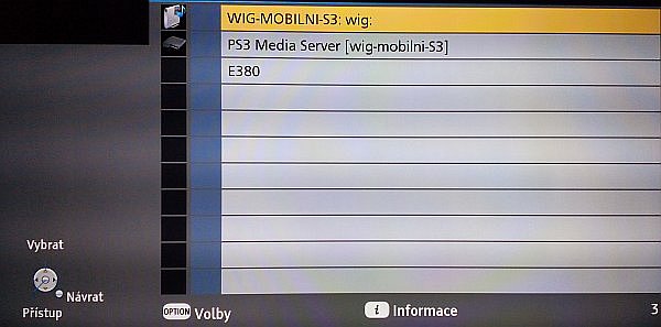 DLNA má firma implementováno výborně. Jak vidíte našel se i mobil Acer E3…