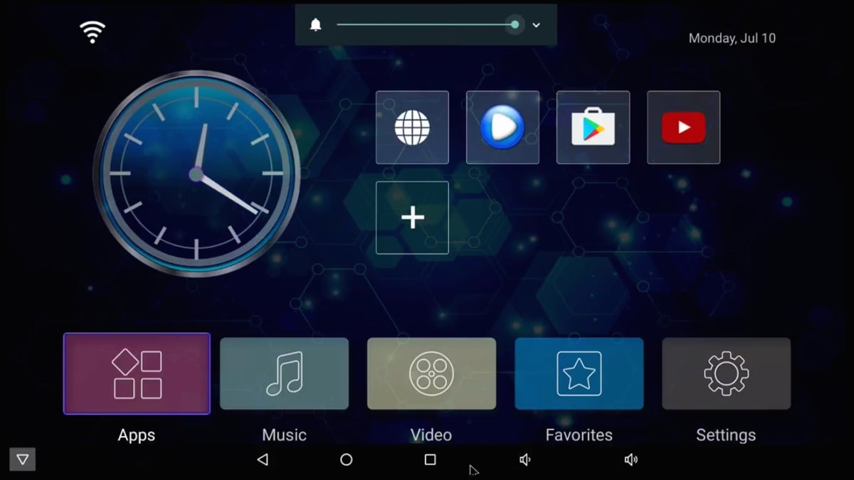 První start, hlavní stránka, menu a alternativní plocha – Androi