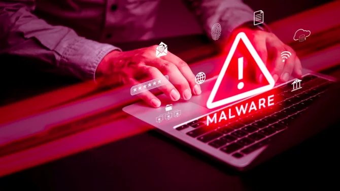 malware adware mac kyberbezpečnost hacker
