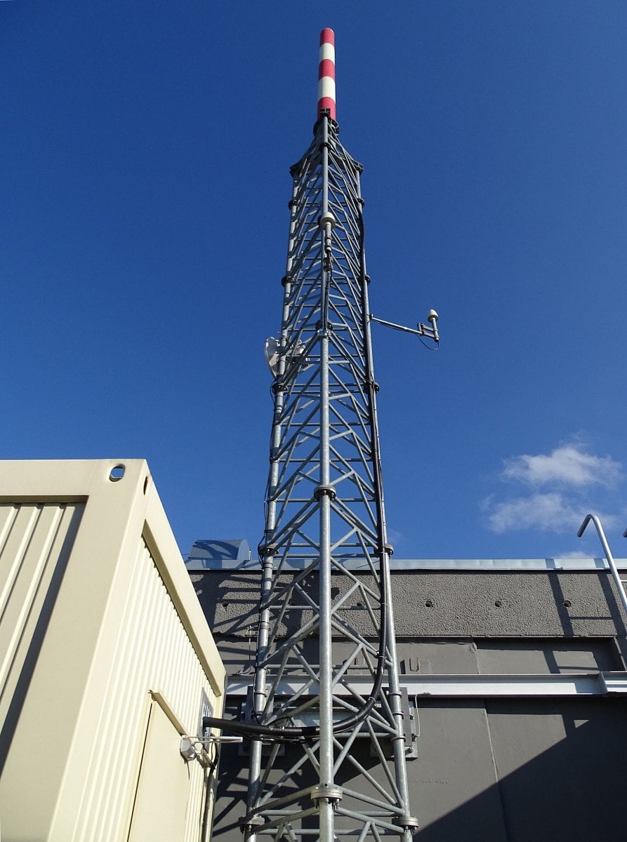 Televizní vysílač Digital Broadcasting na pražské Novodvorské