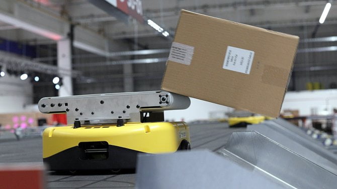Zasilkovna - PackMan - roboti - logistika - sklad