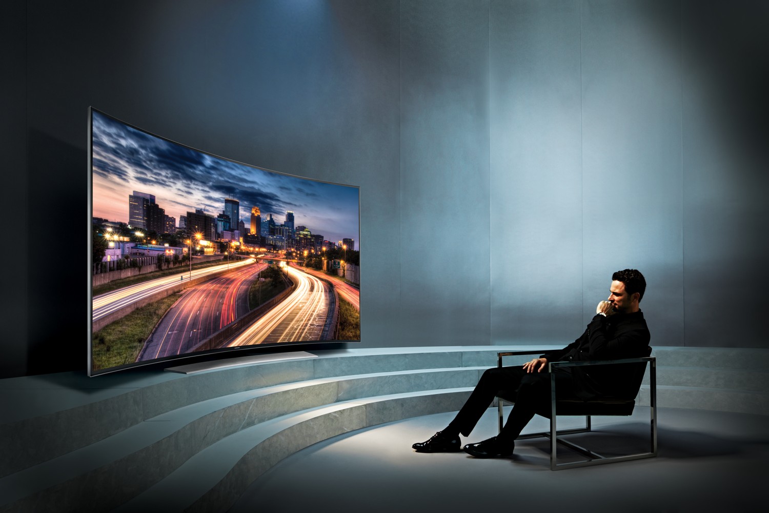Prohnuté Ultra HD televizory Samsung pro rok 2014
