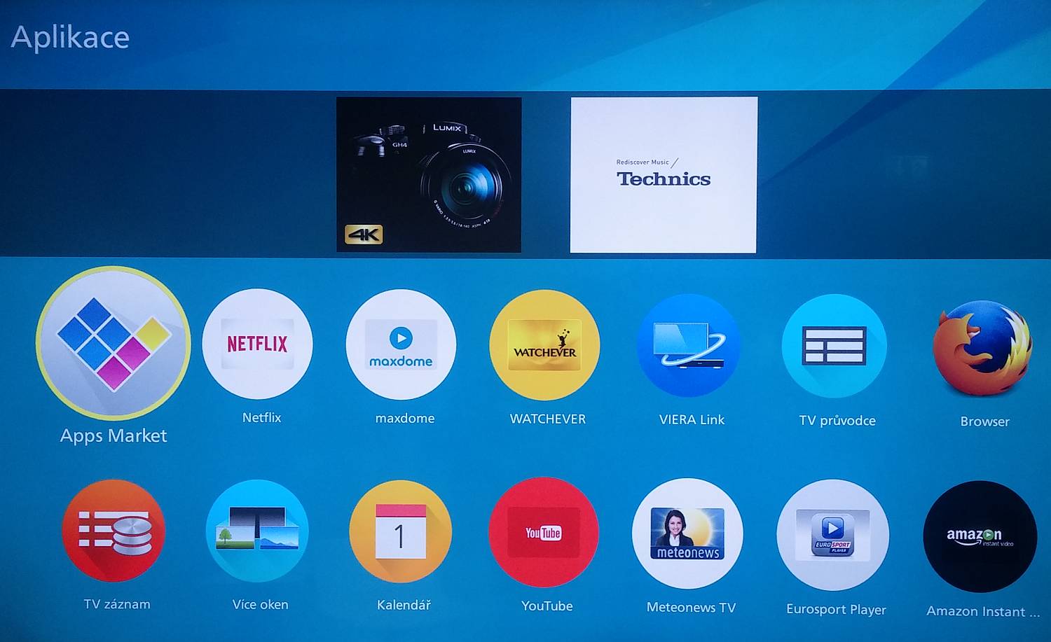 Základní aplikace (stávající) do nichž se dostanete buď přes domovskou obrazovku (tlačítko Home), nebo přes samostatné tlačítko Apps.