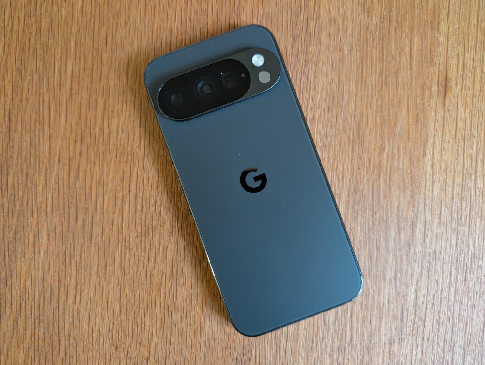 Chytrý telefon Google Pixel 10 Pro