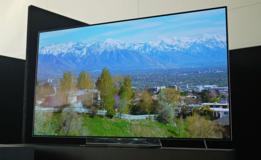 LG a SES - test kanálu HFR test.