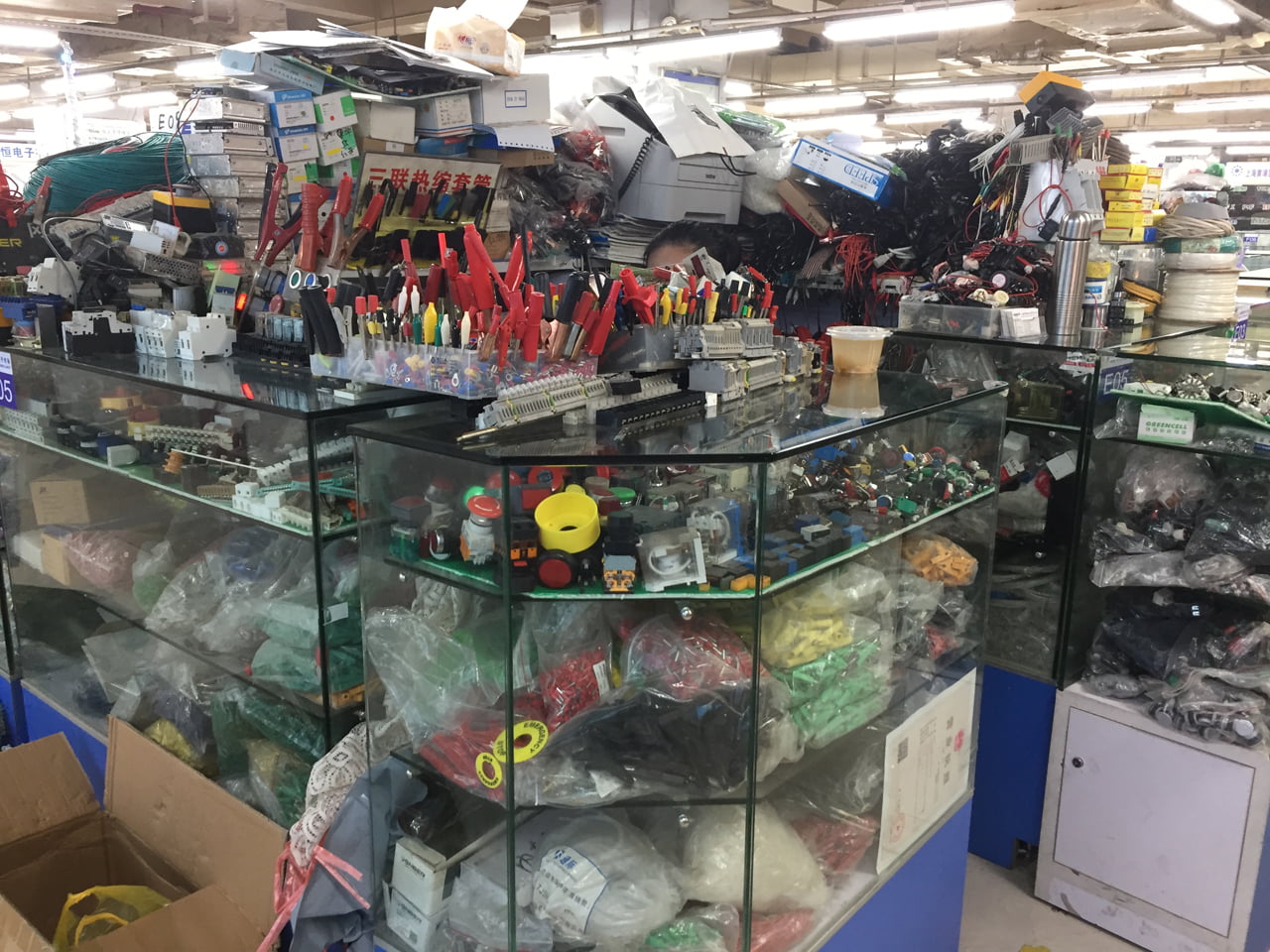 SEG Electronics Market v Šanghaji