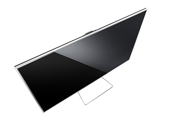 Elegance je zřejmá i z tohoto pohledu, kdy vynikne zejména podstavec.