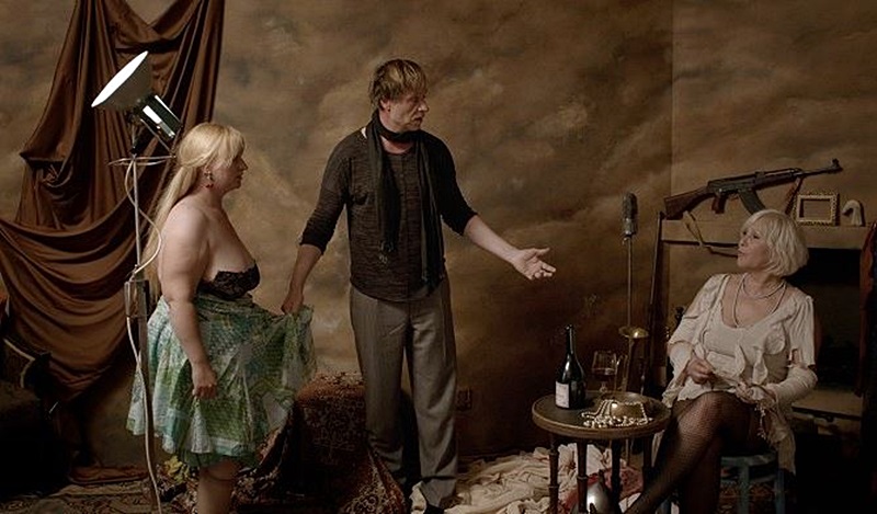 Karel Roden jako Jan Saudek ve filmu Fotograf