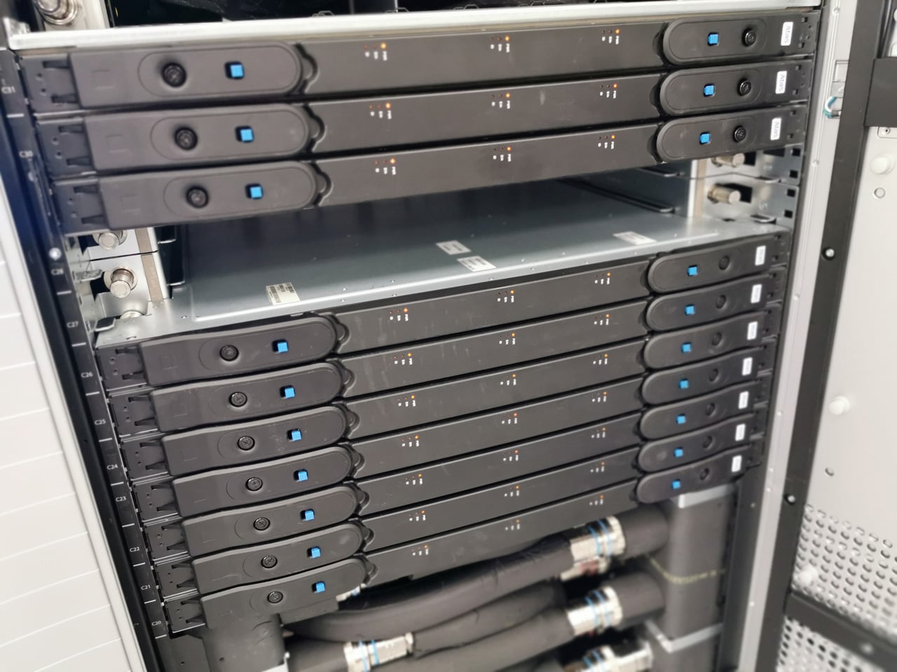 Upgradovaný superpočítač Anselm na IT4Innovations v Ostravě