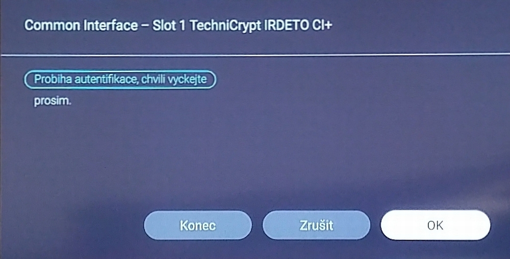 Zakódované kanály jsem sledoval na televizoru Samsung UE55JU7590T s PCMCIA (CI) adaptérem od Technisatu (viz foto) a přístupovou kartou Skylinku.