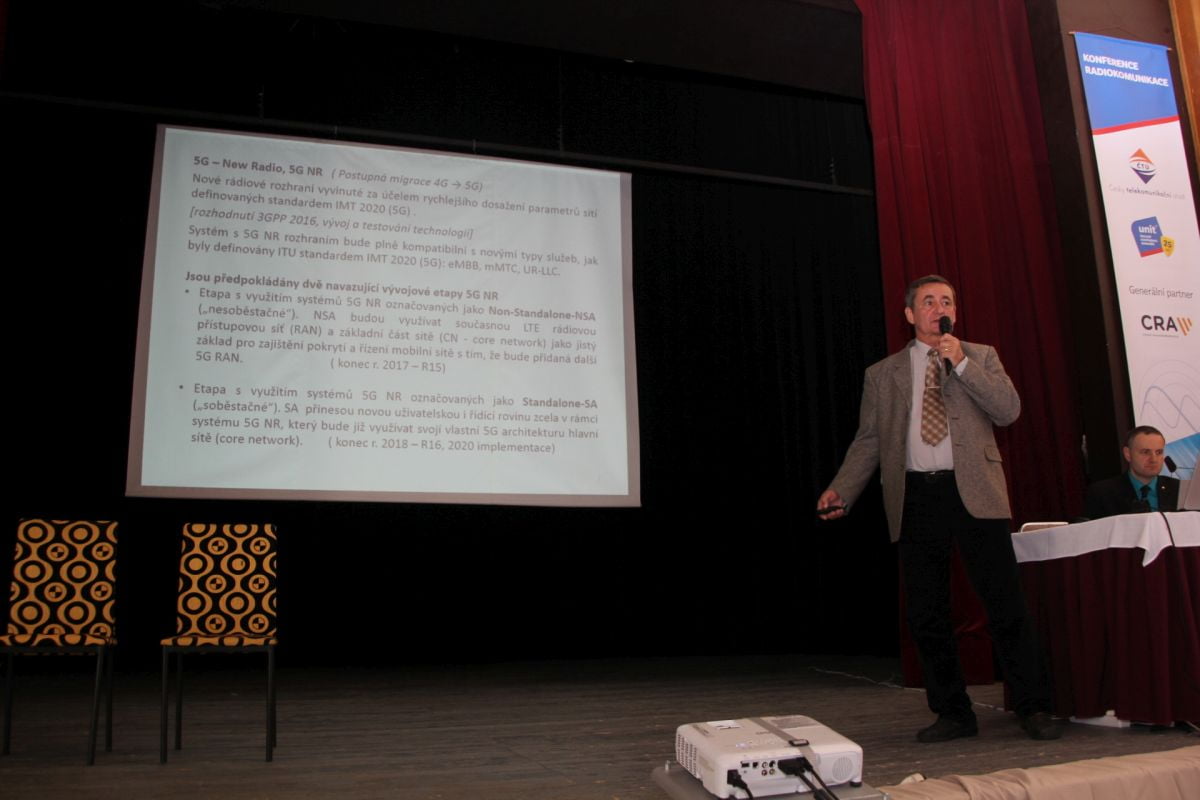 Konference Radiokomunikace 2017, 1. den