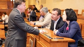 Předseda Rady ČT Jan Bednář v rozhovoru s předsedkyní Rady ČRo Hanou Dohnálkovou