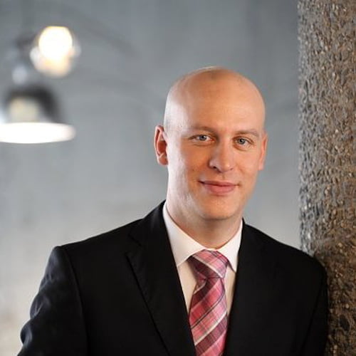 Petr Lukasík, Tieto