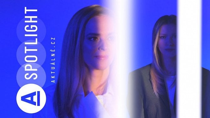 Světlana Witowská, Linda Bartošová - Spotlight