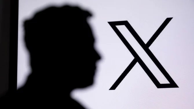 Elon Musk a X
