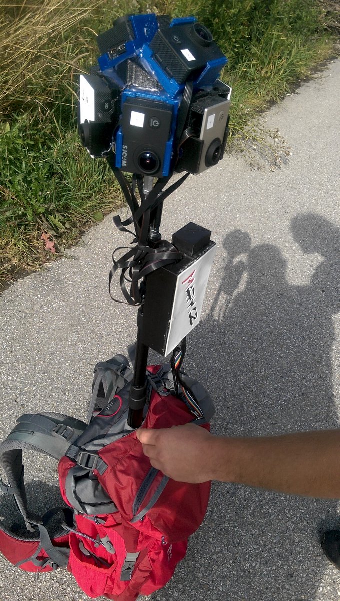 Digitální kartografie na vlastní nohy