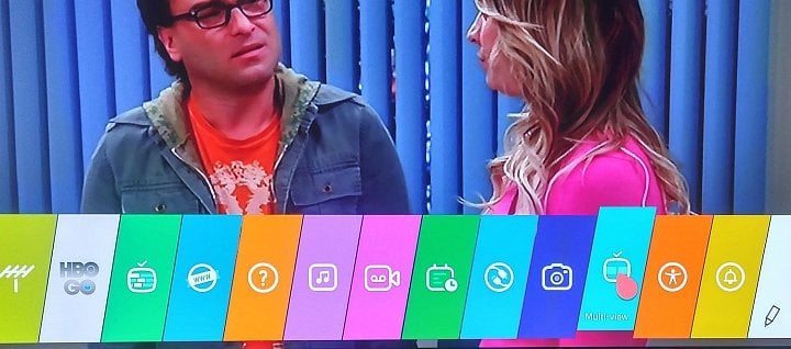 Obraz v obraze (PiP) vyvoláte přes domovské menu a ikonu Multi-view. Toto je zatím jediná TV z nabídky 2016, která má zdvojenou tunerovou výbava. Dosti děsivé, co?