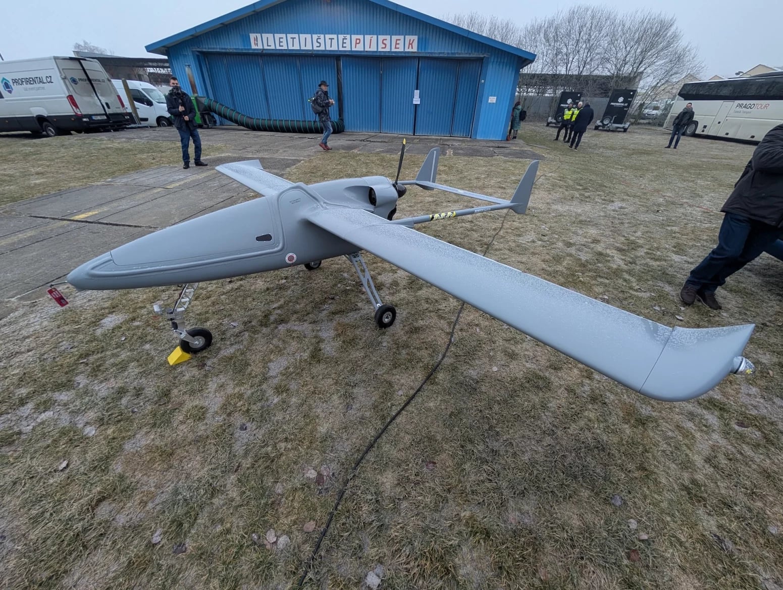 Mobilní vysílač v bezpilotním dronu (T-Mobile a Primoco UAV)