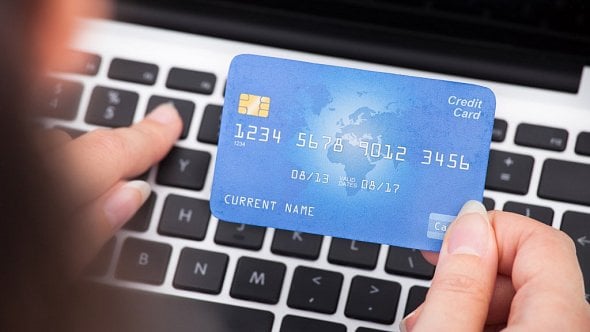 E-shop - platba - platební karta - online