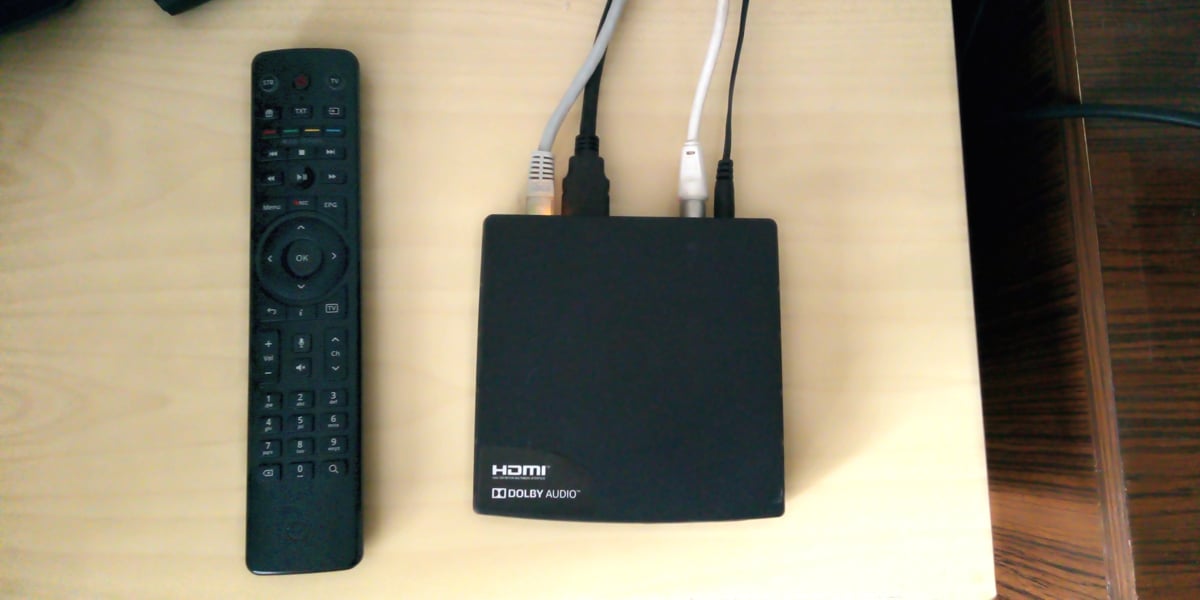 Plně zapojený STB SML-5442TW (softwarová verze 4.51.29)