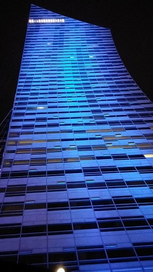Złota 44 - nejvyšší budova s apartmány v EU (Varšava).